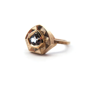 Crest Ring