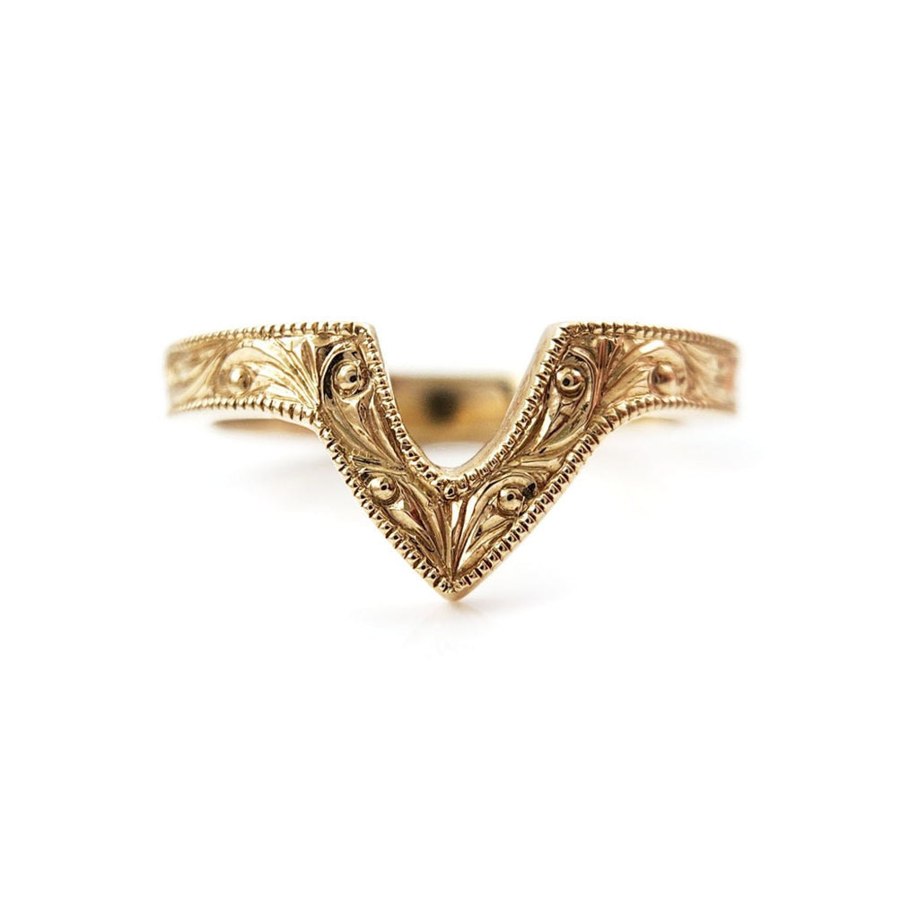 Engraved Chevron Band