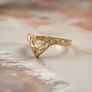 Engraved Chevron Band