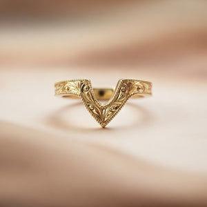 Engraved Chevron Band